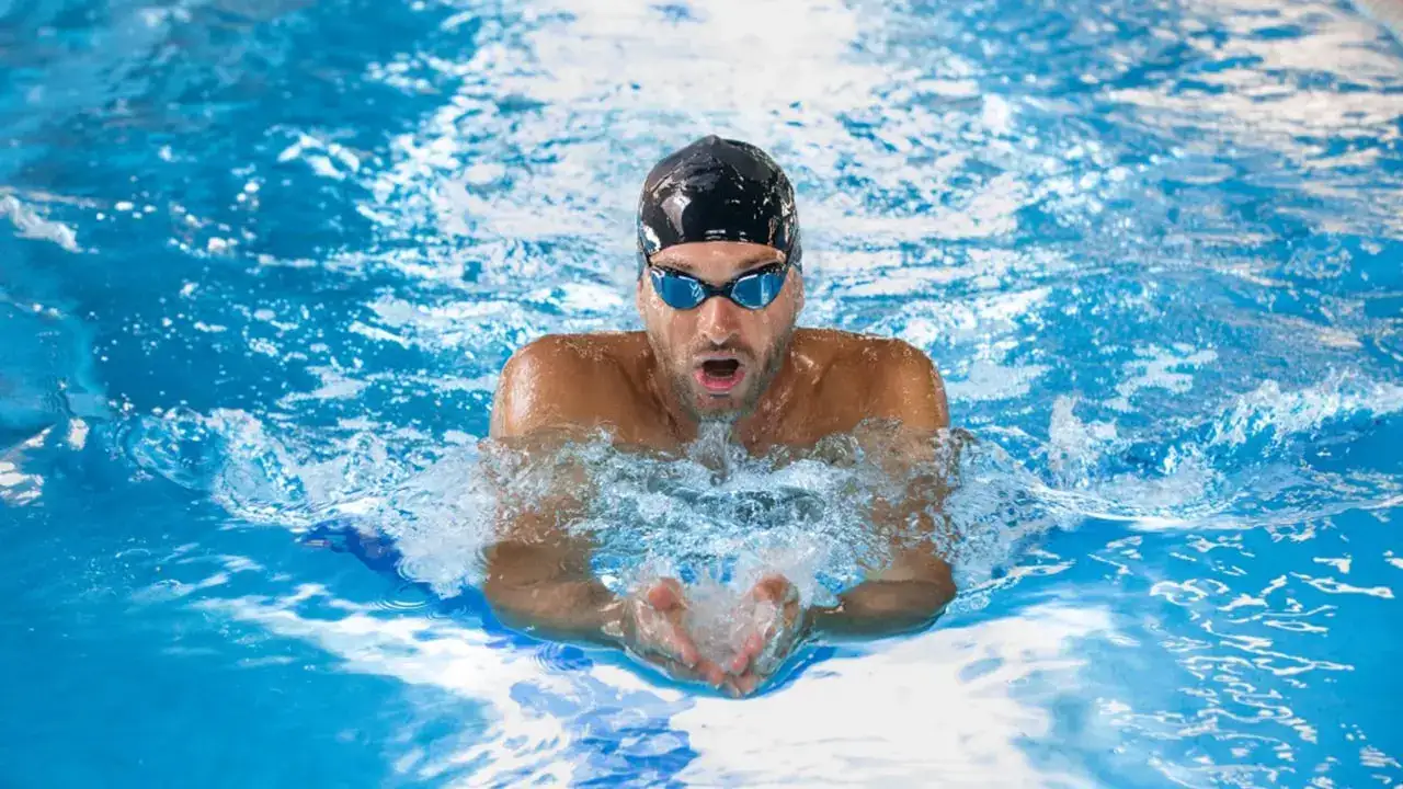 آشنایی با انواع ورزش شنا