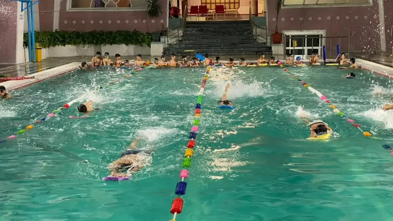 استعدادیابی در شنا