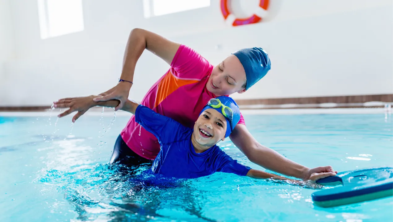 فواید شنا برای کودکان
