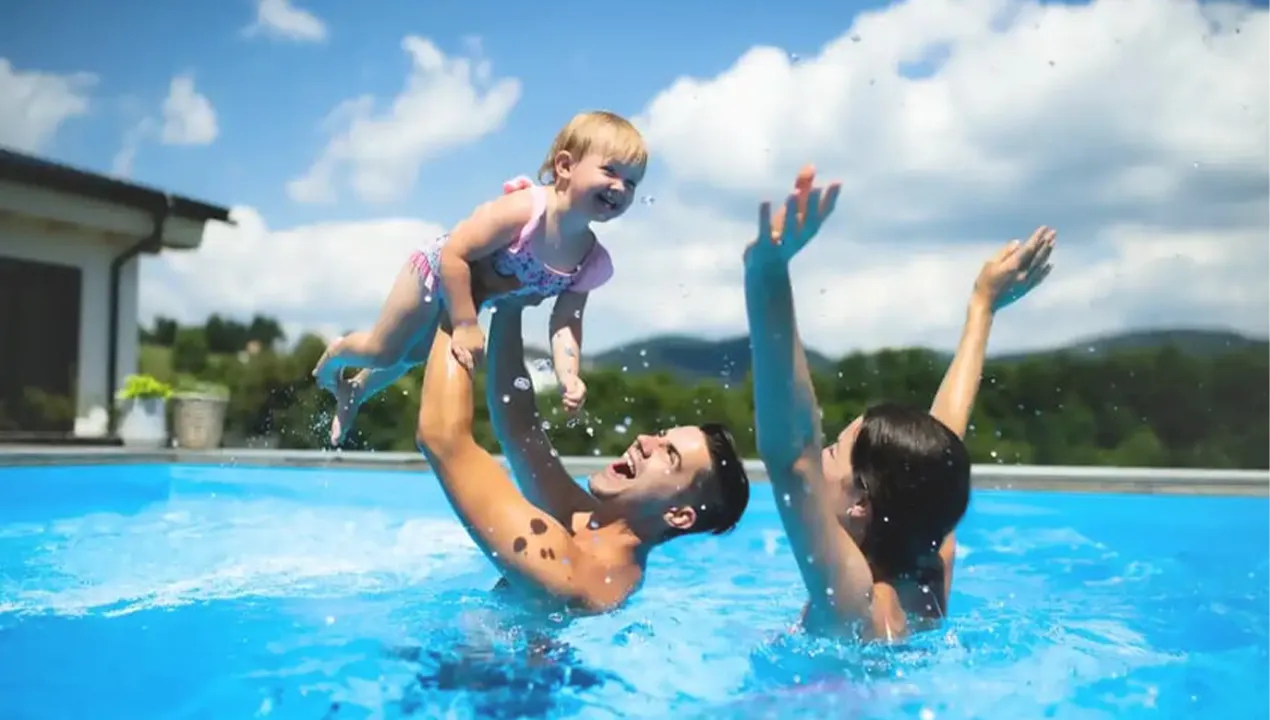 فواید شنا برای تناسب اندام